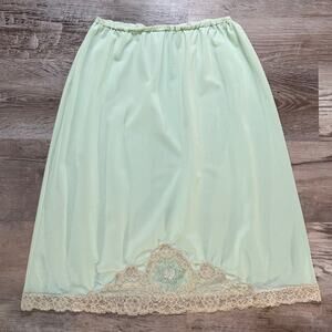 Vintage Van Raalte Mint Green Lace Trim Half Slip Nylon Skirt S/M Made in USA